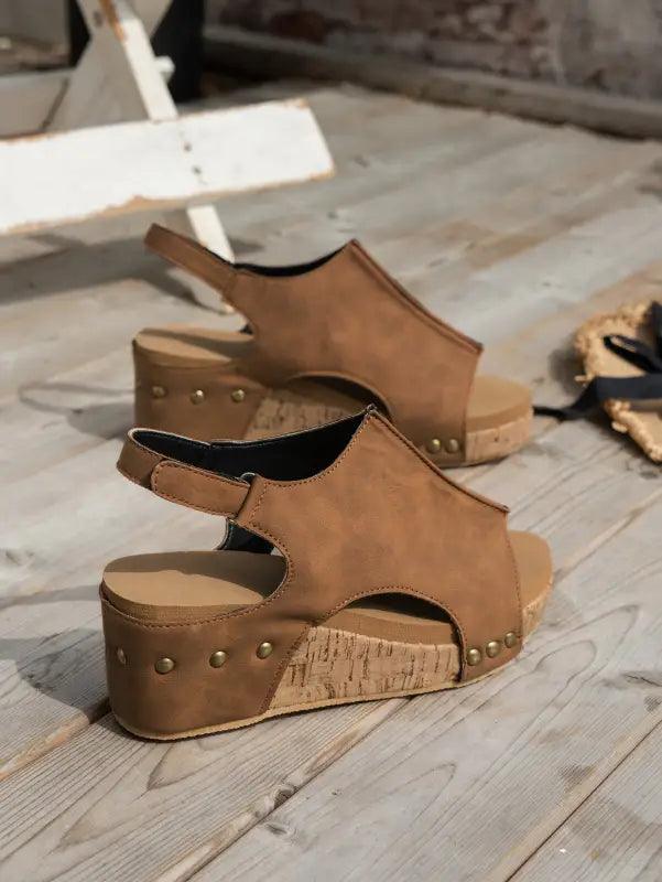 brown-vintage-leather-stitching-studded-wedge-sandals-345.jpg brown-vintage-leather-stitching-studded-wedge-sandals-345.jpg