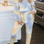 tie-dye-henley-top-pants-outfit-435.jpg