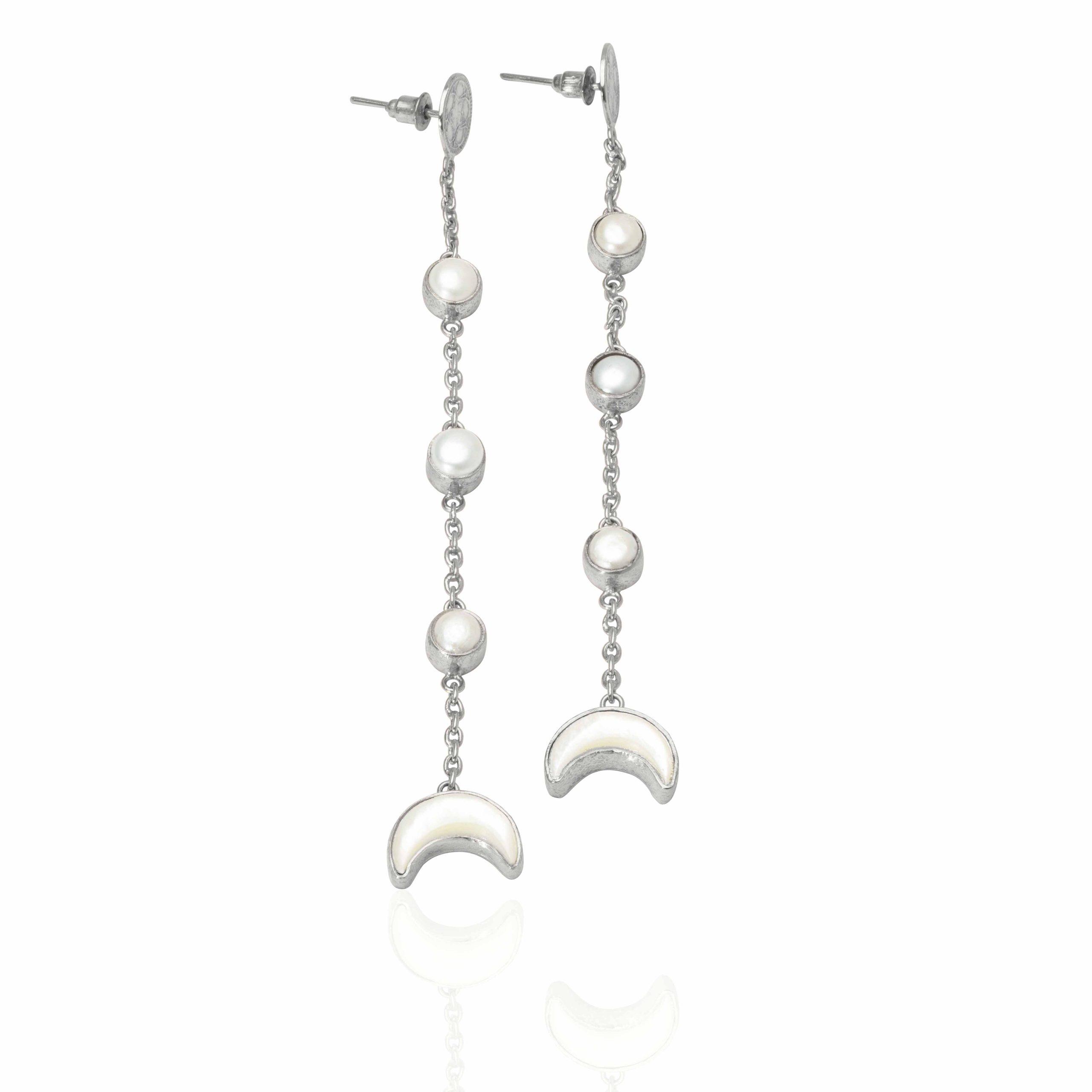 THE_LADY_OF_THE_SKY_EARING_DE111_Silver_A1-3.jpg THE_LADY_OF_THE_SKY_EARING_DE111_Silver_A1-3.jpg