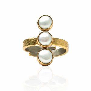 THE_TIGA_PEARL_RING_PR124_Gold_A2Full_e848b6d4-9ef5-4ef6-9224-3c4d1666a3d1.jpg