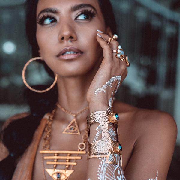 TheSAFIRABangleg-1.jpg TheSAFIRABangleg-1.jpg