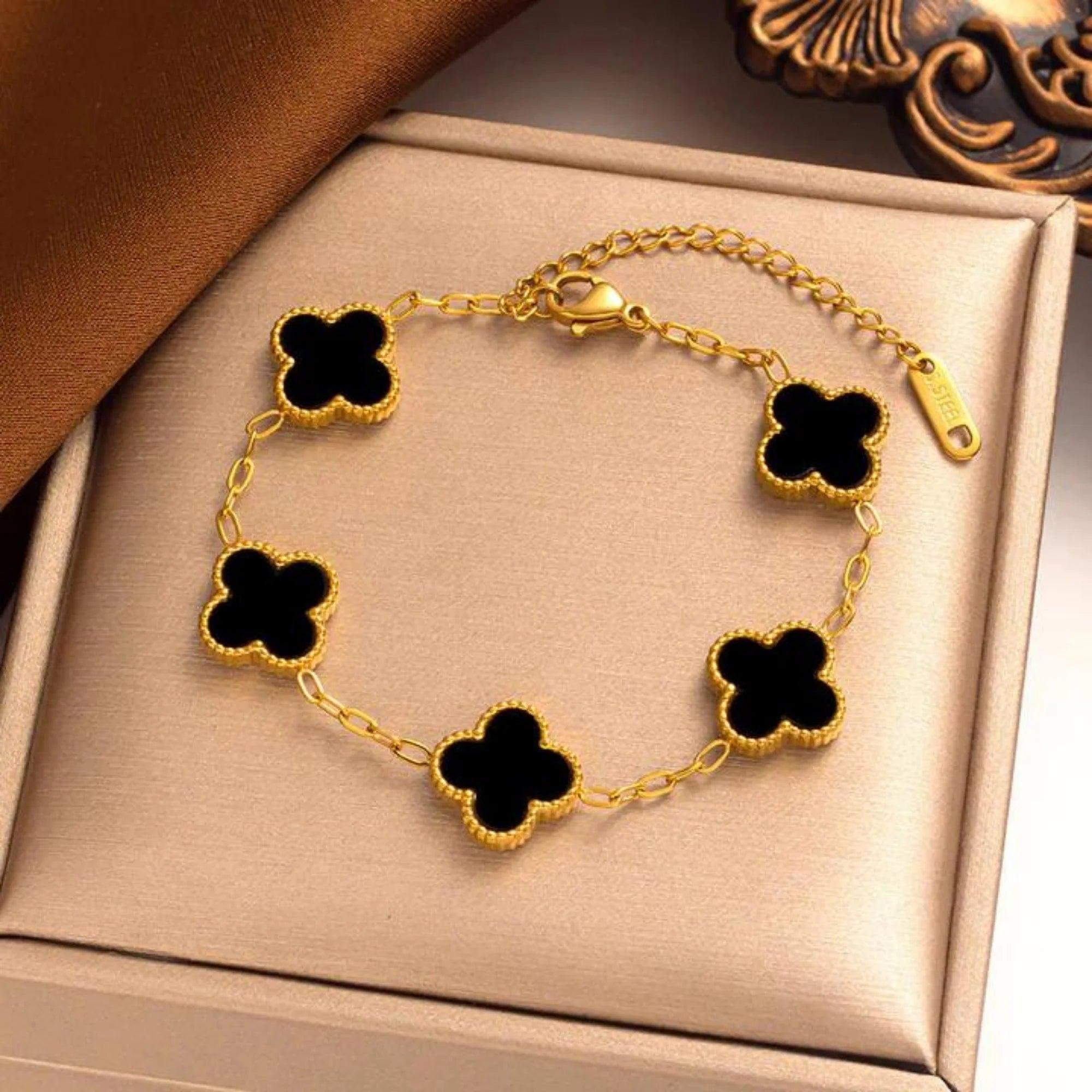 soristyle_gold_black_four_leaf_clover_bracelet-1.jpg soristyle_gold_black_four_leaf_clover_bracelet-1.jpg