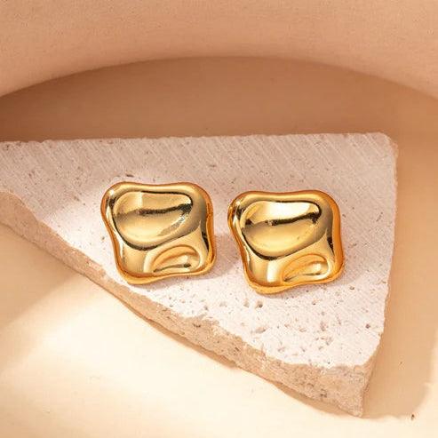 soristyle_gold_chunky_stud_earring_for_her.jpg soristyle_gold_chunky_stud_earring_for_her.jpg