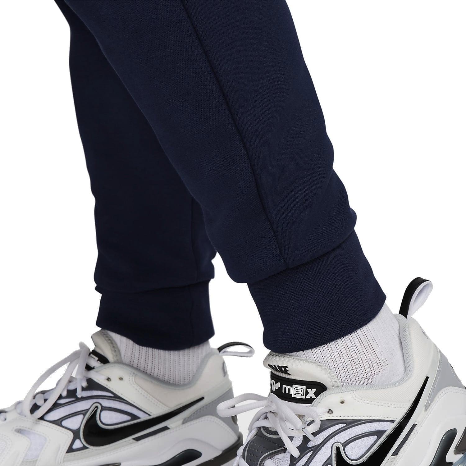 france-tech-fleece-tracksuit-2022-navy-pants-with-sneakers-1.jpg france-tech-fleece-tracksuit-2022-navy-pants-with-sneakers-1.jpg