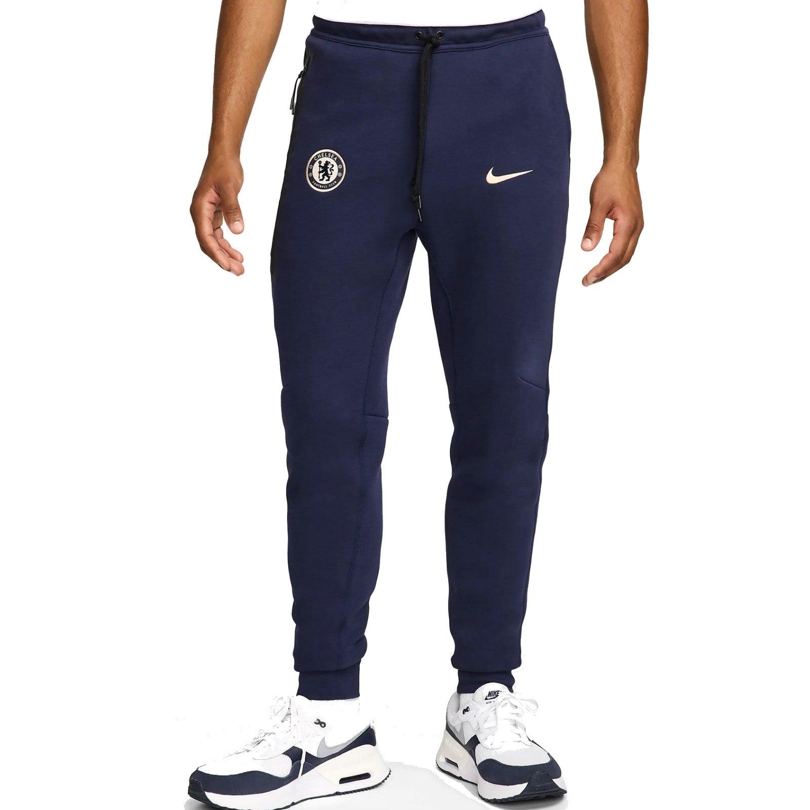 nike-chelsea-tech-fleece-soccer-tracksuit-pants-front-view-1.jpg nike-chelsea-tech-fleece-soccer-tracksuit-pants-front-view-1.jpg